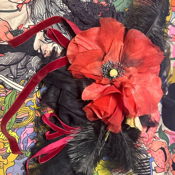 VINTAGE Handmade Runway SILK ORGANDY RED POPPY Feathers PIN HUGE 1940'S WOW! - Picture 8 of 10